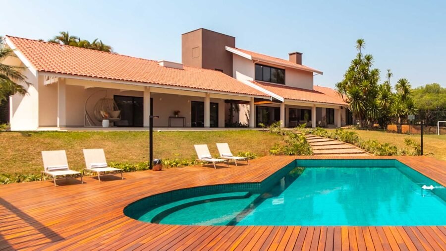 Casa de Luxo no Condomínio Recanto das Flores – Indaiatuba/SP